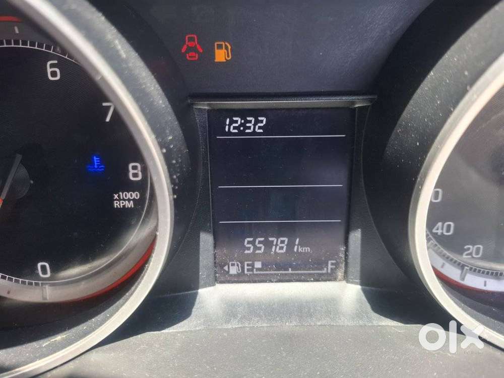 Maruti Suzuki Swift Vxi Optional, 2023, Petrol