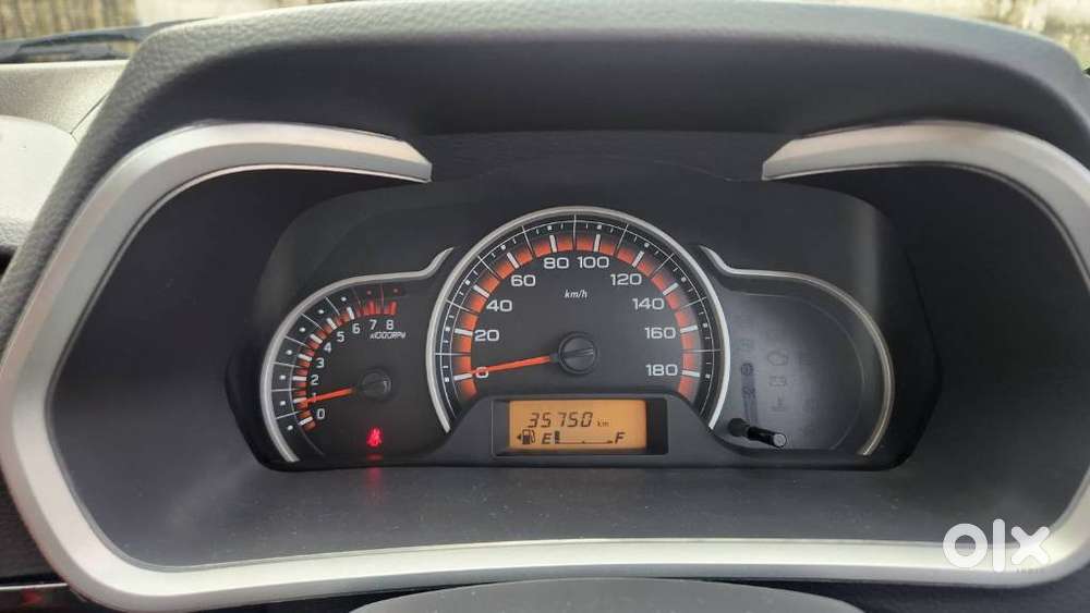 Maruti Suzuki Alto K10 1.0 Vxi, 2017, Petrol