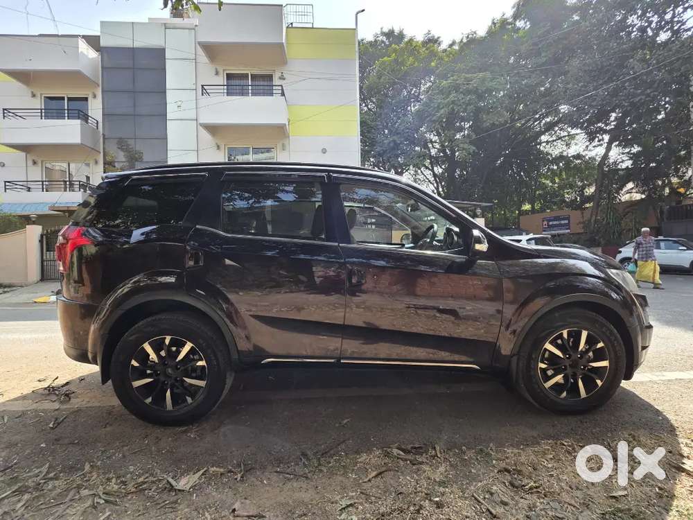 Mahindra Xuv500 2019 Diesel 99000 Km Driven
