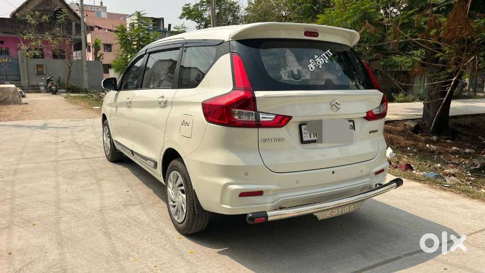 Maruti Suzuki Ertiga 1.5 Vxi, 2022, Petrol