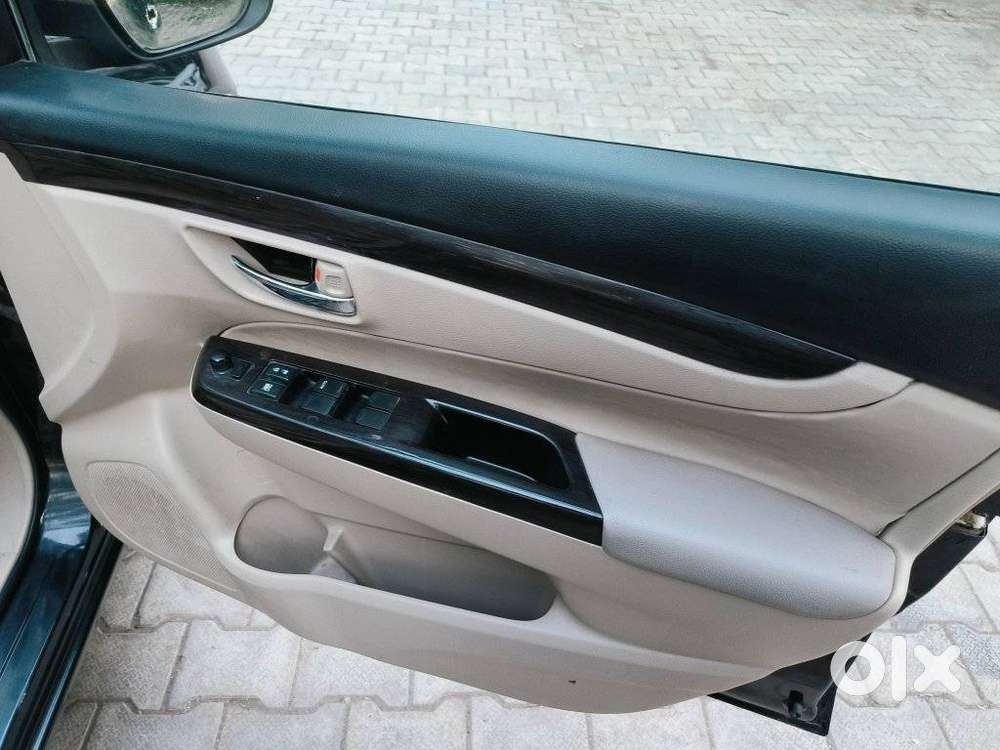 Maruti Suzuki Ciaz 2014-2017 At Zxi Plus, 2015, Petrol