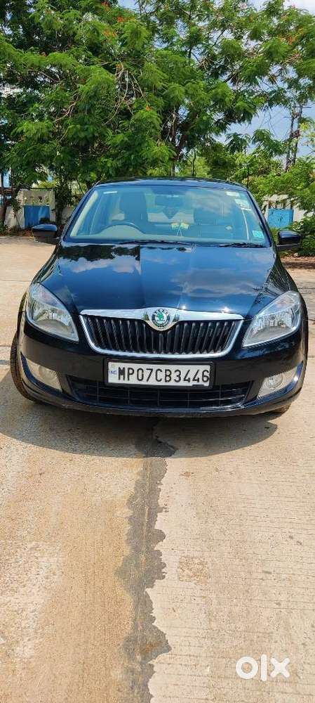 Skoda Rapid 1.6 Mpi At Elegance Plus, 2012, Petrol