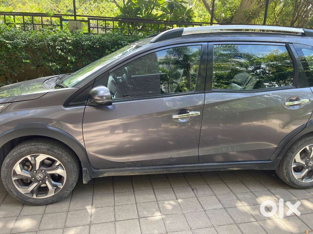Mordern Steel Metall Suv