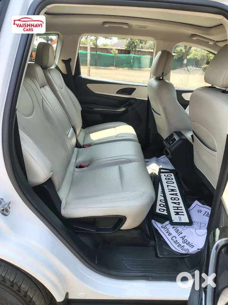 Mahindra Xuv700 2.2 Ax 5 Diesel Mt 7 Str, 2025, Diesel