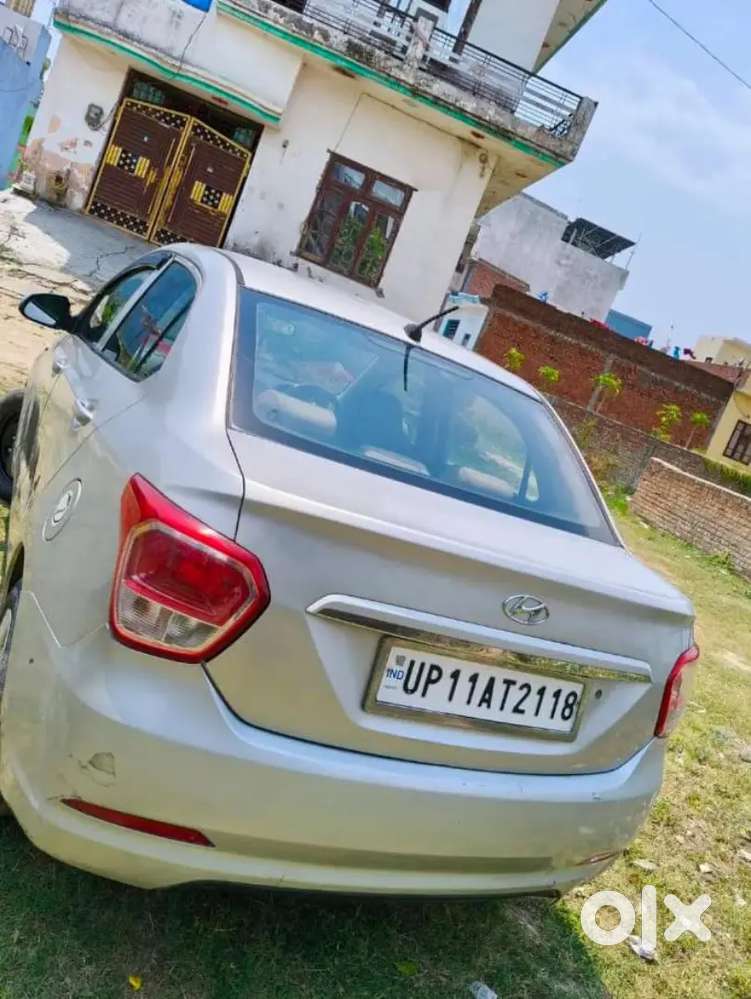 Hyundai Xcent 2015