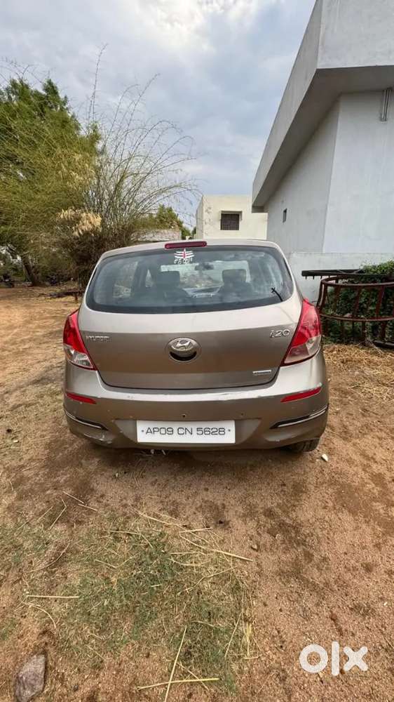 Hyundai I20 2012 Petrol 64000 Km Driven