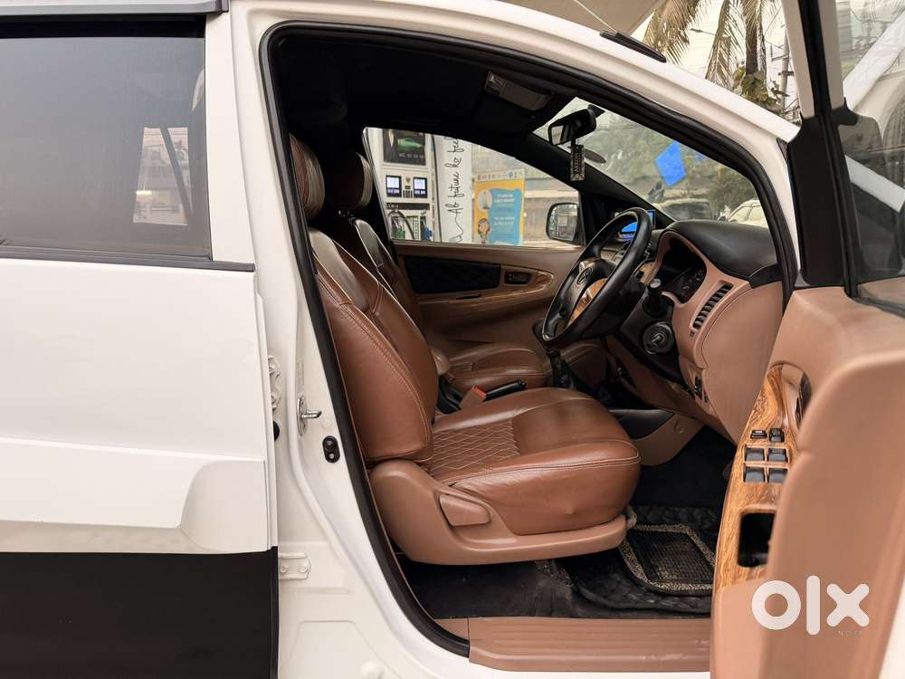 Toyota Innova 2.5 G (diesel) 7 Seater, 2015, Diesel