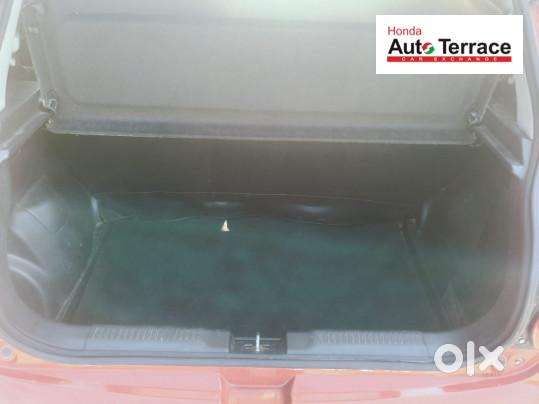 Maruti Suzuki New-gen Swift Vxi, 2020, Petrol