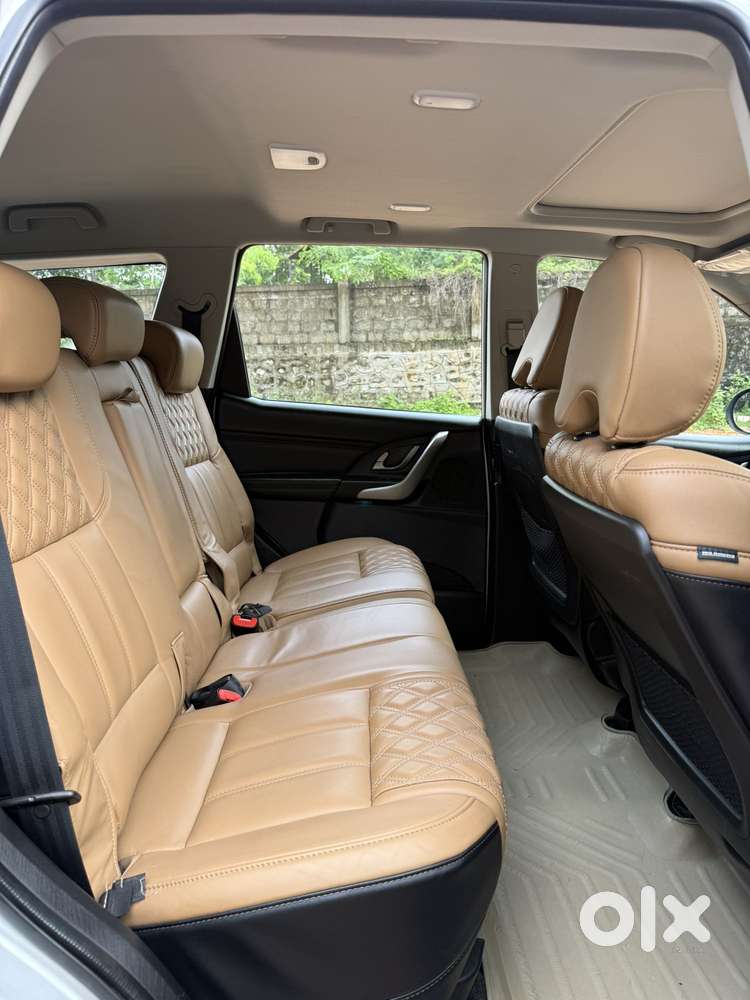 Mahindra Xuv500 W11 Option, 2018, Diesel