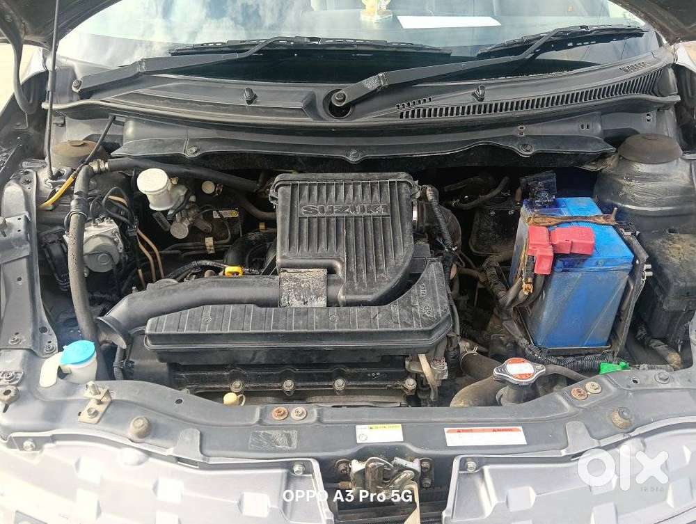 Maruti Suzuki Swift Vxi Bsiv, 2016, Petrol