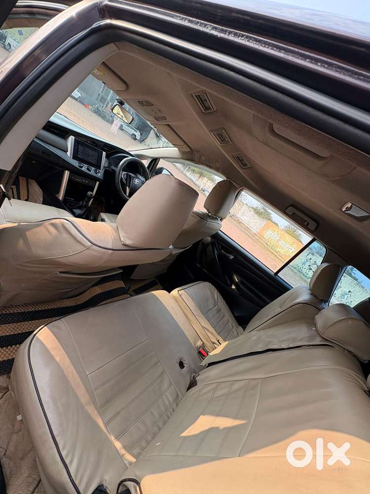 Toyota Innova Crysta 2.7 Gx At 8s, 2019, Diesel