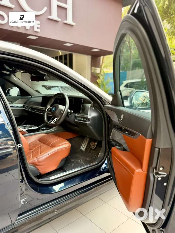 Bmw I7 Xdrive60, 2024, Electric
