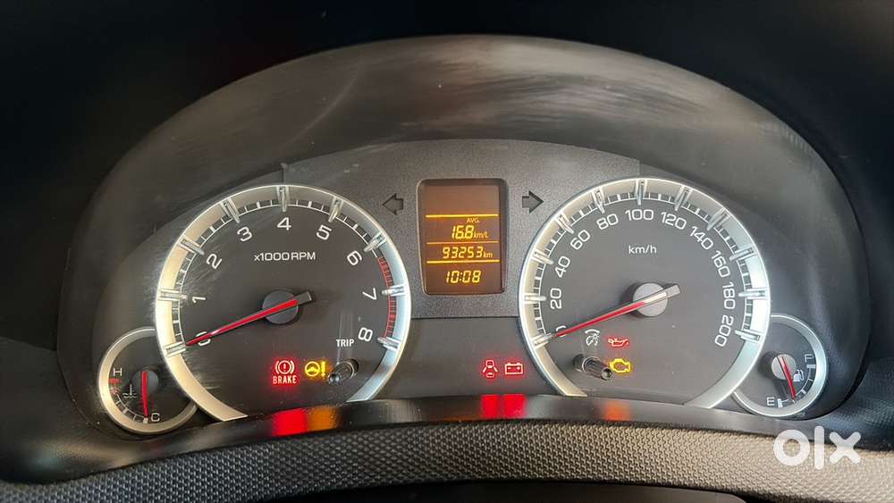 Maruti Suzuki Swift Dzire 2015