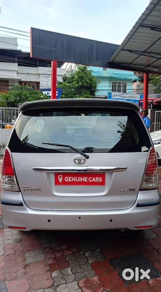 Toyota Innova 2.5 V 7 Str, 2011, Diesel