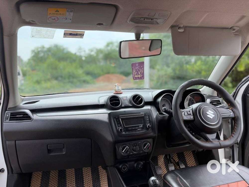 Maruti Suzuki Swift Amt Vxi, 2020, Petrol