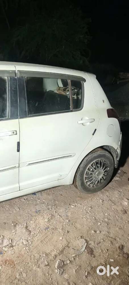 Maruti Suzuki Swift 2010 Lxi