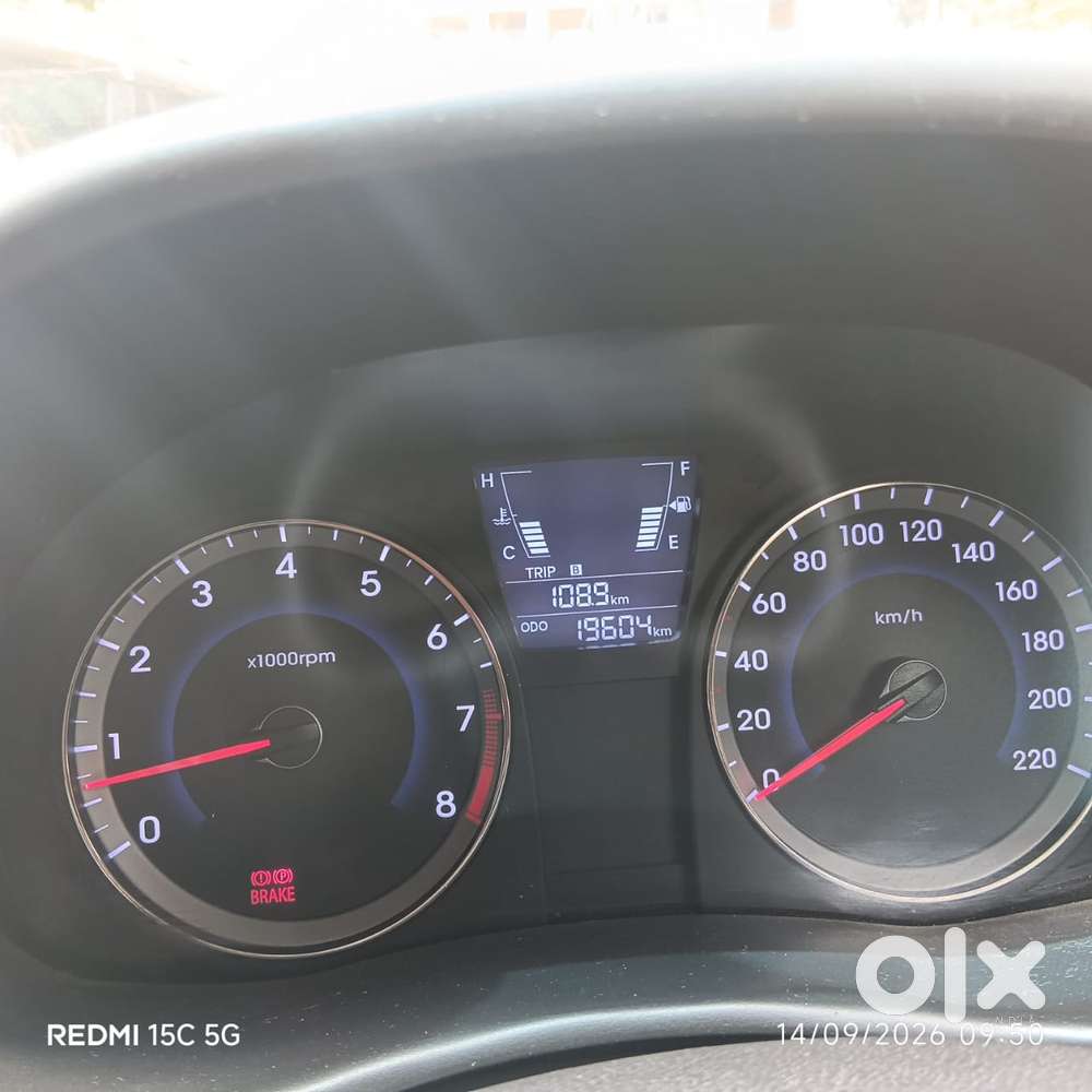 Hyundai Verna 1.5 Sx Vtvt, 2016, Petrol