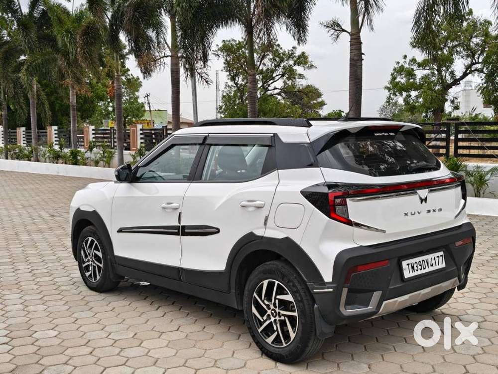 Mahindra Xuv 3xo Ax7l Petrol Mt, 2024, Petrol