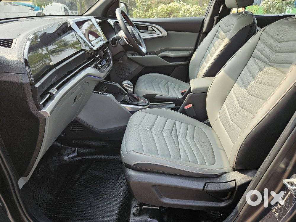 Kia Carens X Line 1.5 Turbo Petrol Dct 6 Str, 2023, Petrol
