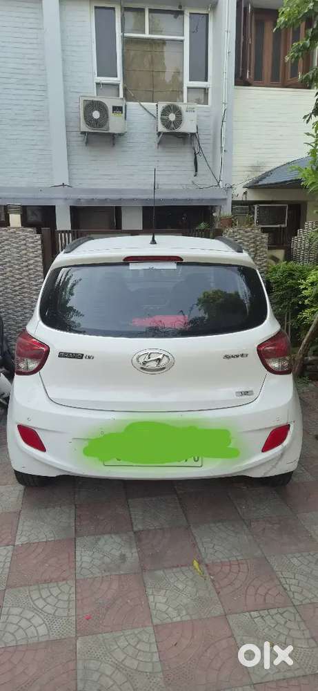 Hyundai Grand I10 Sportz 2015 Model