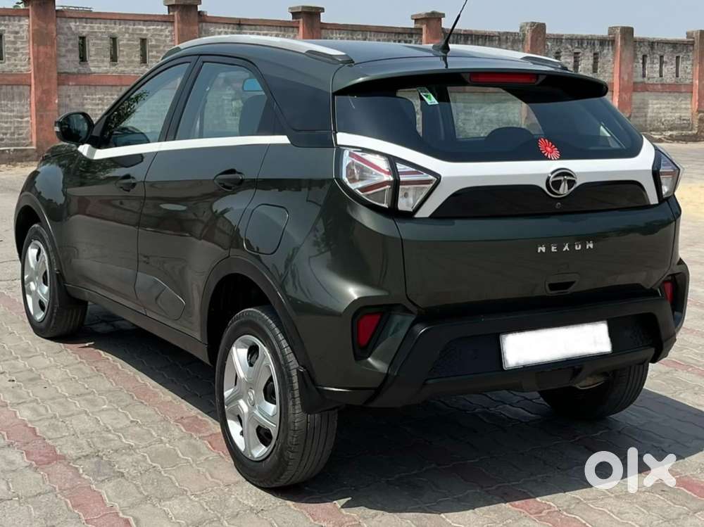 Tata Nexon 1.2 Revotron Xma Amt, 2023, Petrol
