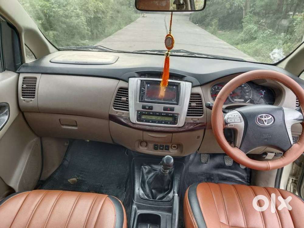 Toyota Innova 2.5 V 7 Str, 2014, Diesel