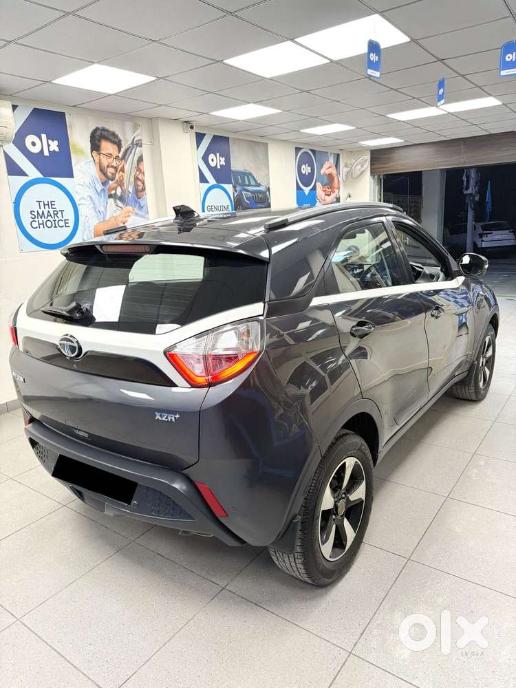 Tata Nexon 1.2 Revotron Xza Plus Dualtone, 2018, Petrol
