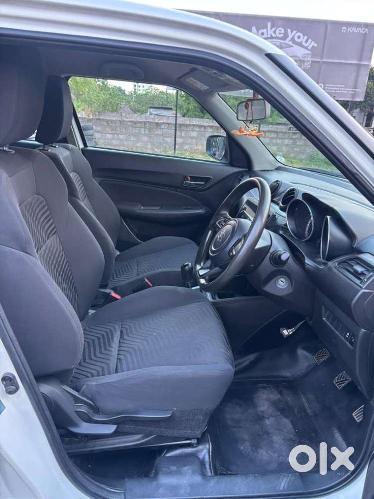 Maruti Suzuki Swift 2018 Amt Vxi, 2023, Petrol