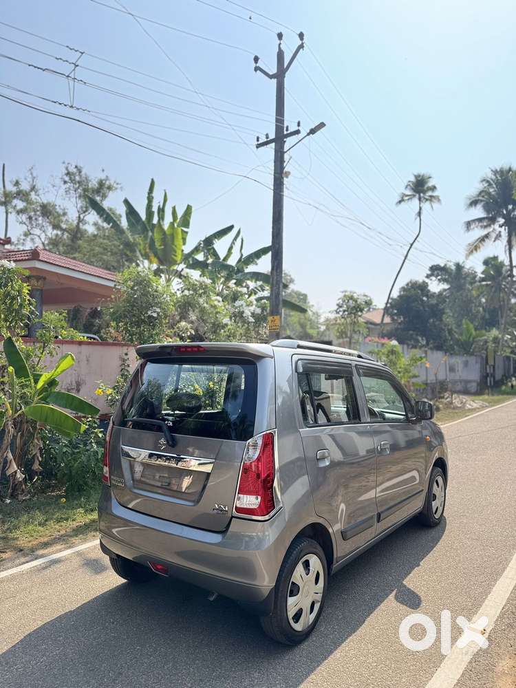 Maruti Suzuki Wagon R Vxi 1.0, 2016, Petrol