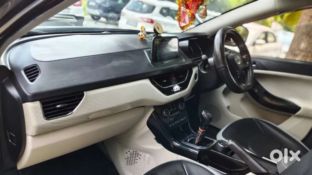 Tata Nexon 1.2 Revotron Xz Plus, 2023, Petrol