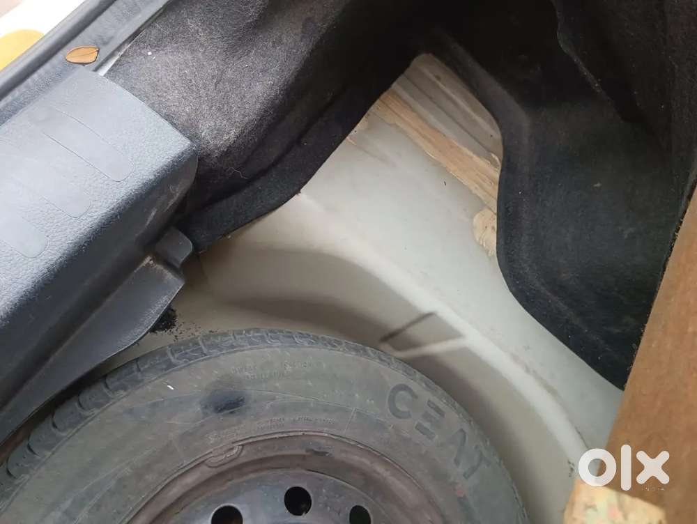 Maruti Suzuki Swift Dzire 2015