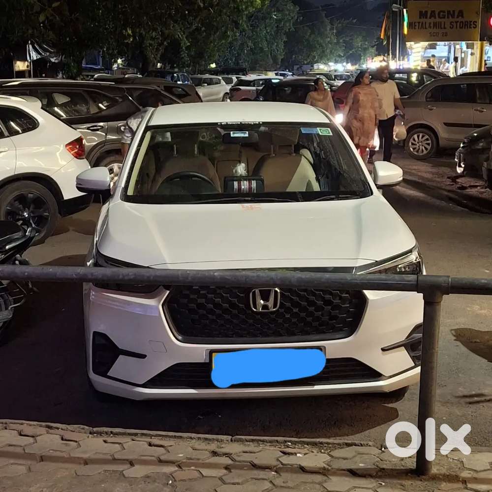 Honda Amaze 2025 Petrol 35000 Km Driven