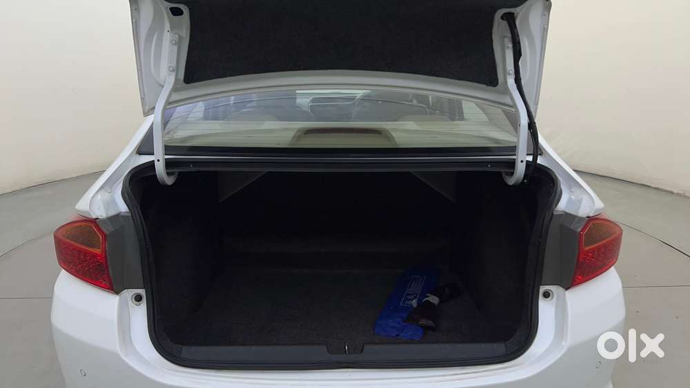 Honda City 1.5 V 4th Gen I-vtec Mt, 2022, Petrol
