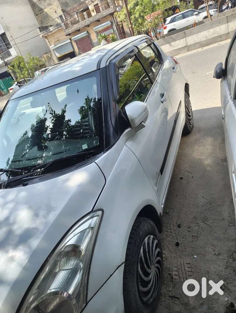 Maruti Suzuki Swift 2015