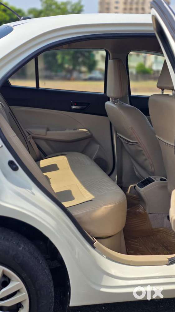 Maruti Suzuki Dzire 1.2 Vxi Amt, 2019, Petrol