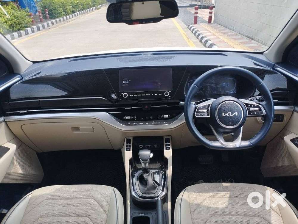 Kia Carens 1.4 Luxury Plus Dct 7 Str, 2022, Petrol