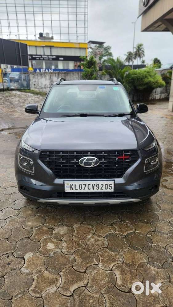 Hyundai Venue 1.0 Sx Plus Turbo Dct Dual Tone, 2021, Petrol
