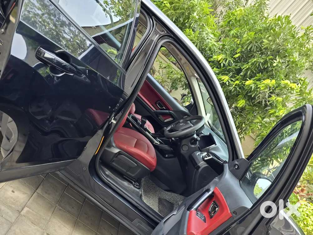 Harrier Xta+ 2022 Dark Edition- Auto Transmission 56300 Km Driven