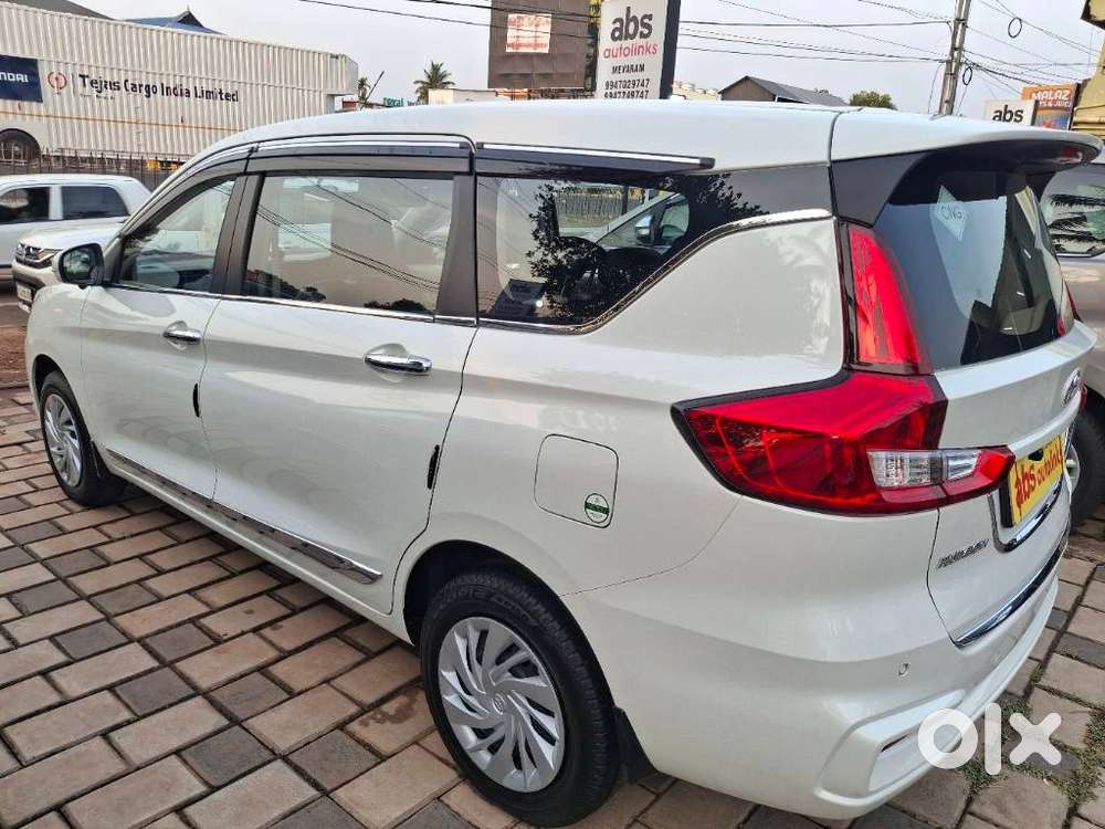 Toyota Rumion S Cng, 2026, Cng & Hybrids