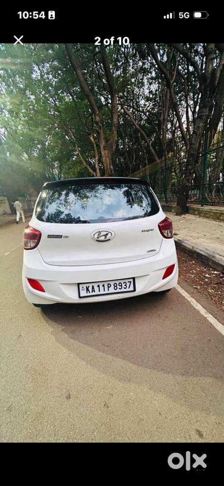 Hyundai Manual 2016 car