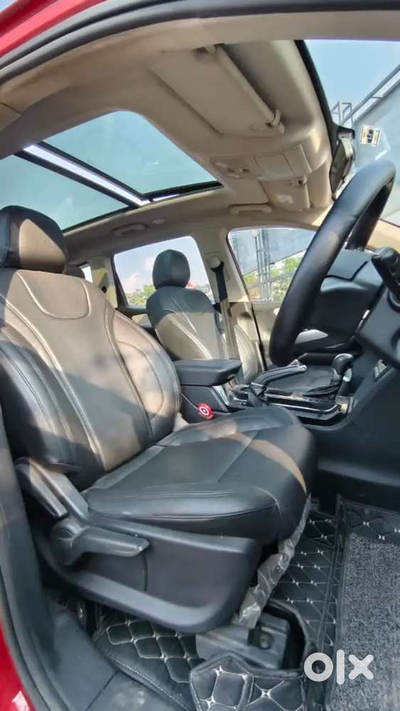 Excellent Condition Mahindra Xuv700 2022
