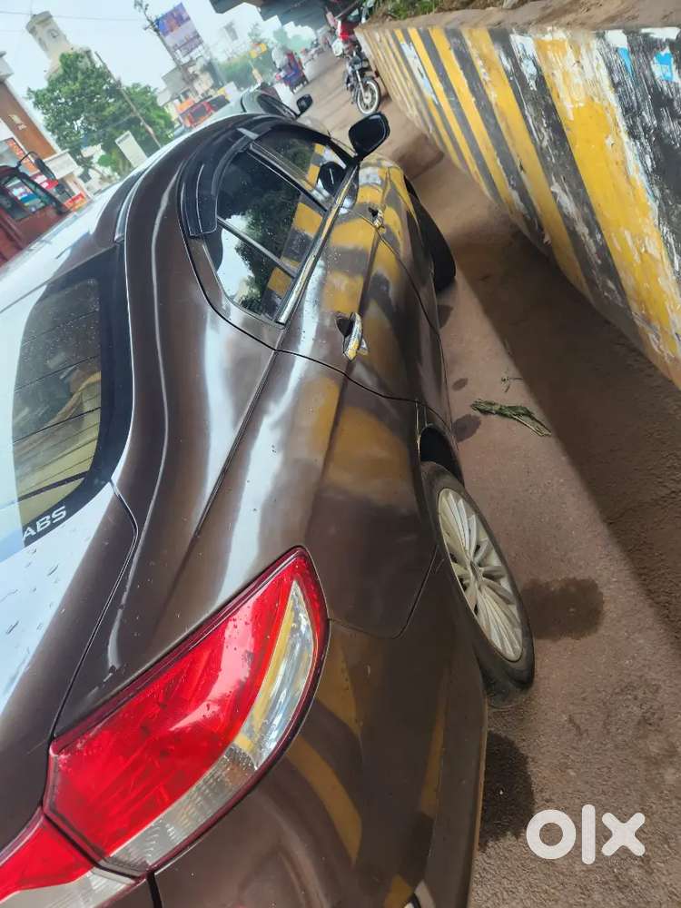 Maruti Suzuki Ciaz Zxi(o) 2014