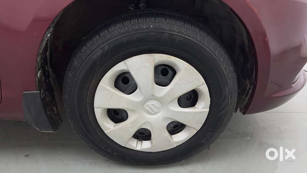 Maruti Suzuki Swift Dzire 1.3 Vxi, 2015, Petrol