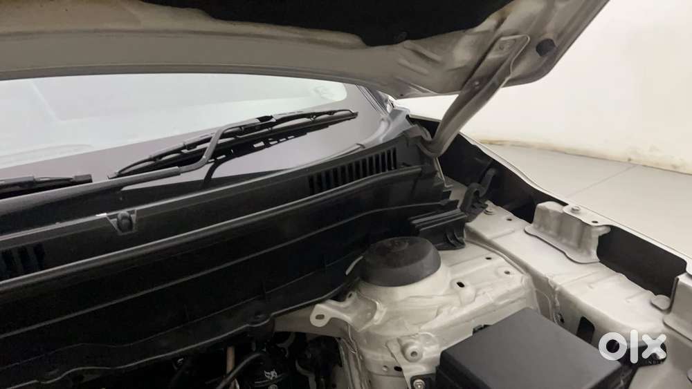 Maruti Suzuki Vitara Brezza 1.5 Lxi, 2023, Petrol