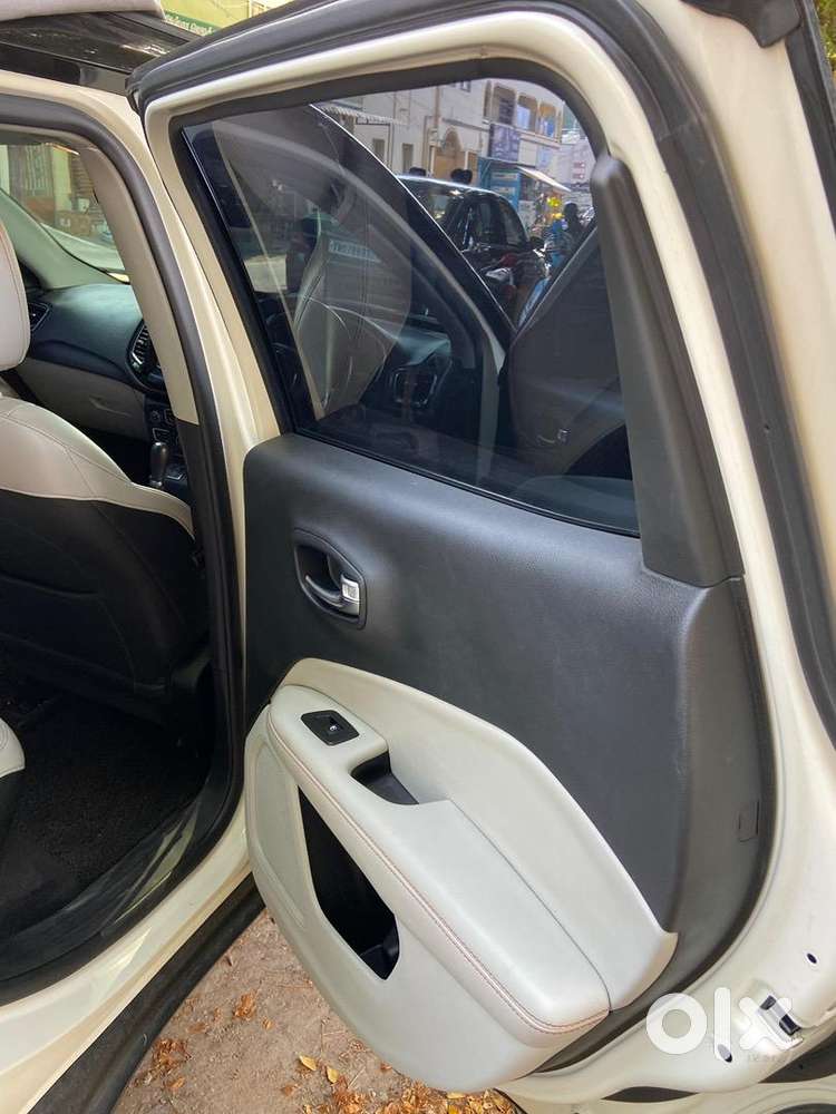 Jeep Compass Petrol Automatic