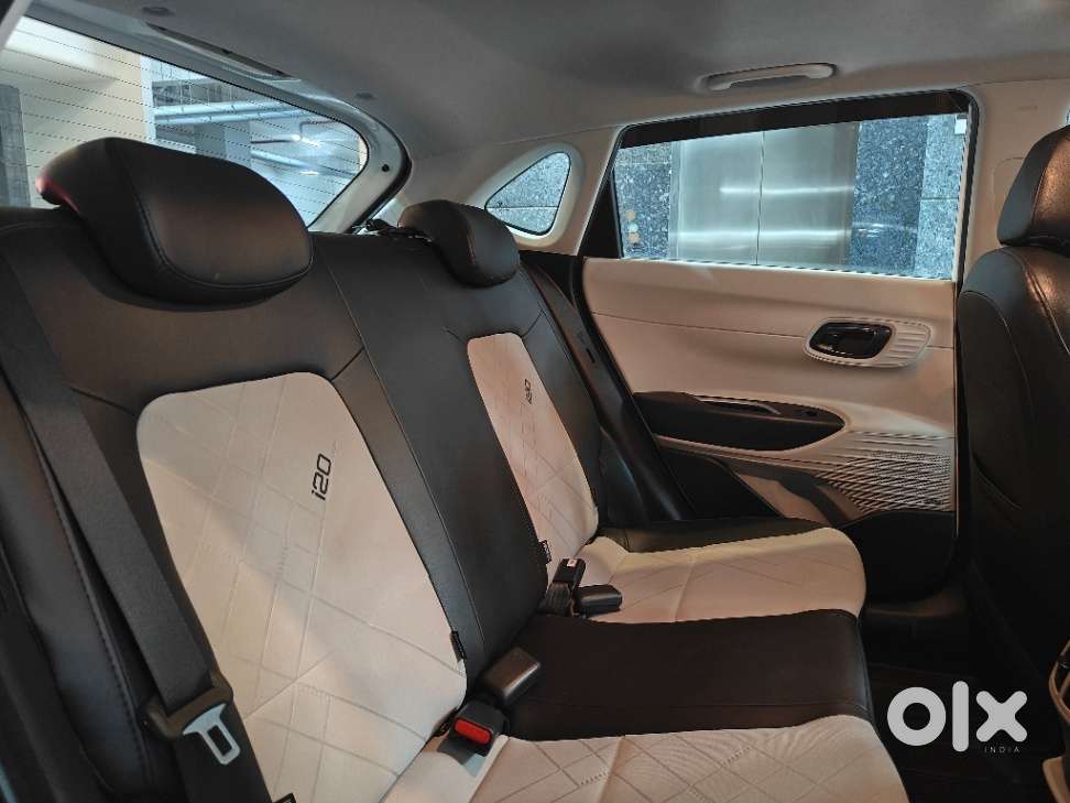 Hyundai New I20 1.2 Asta (o) Ivt, 2024, Petrol