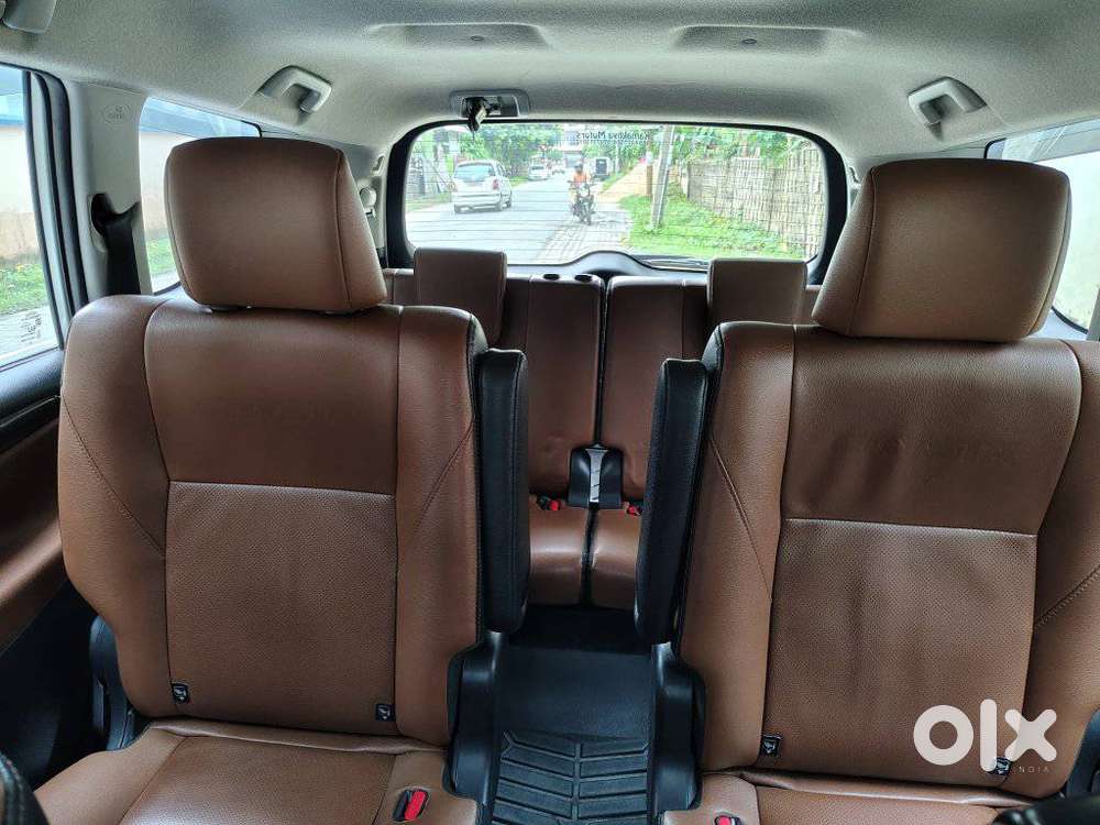 Toyota Innova Crysta