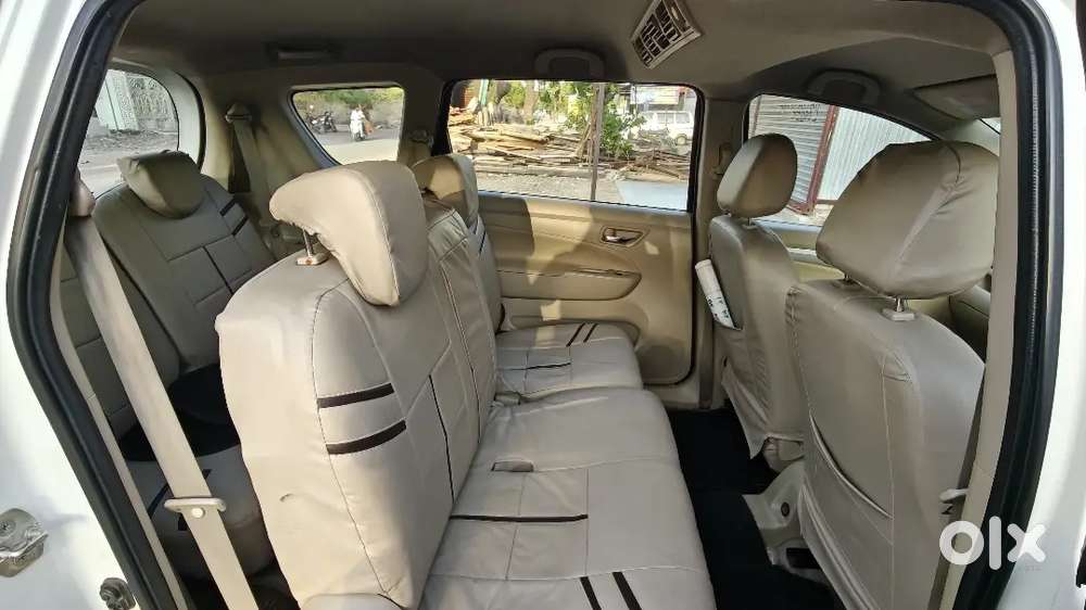 Maruti Suzuki Ertiga 2016