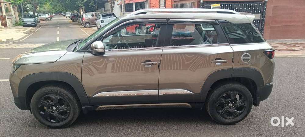 Maruti Suzuki Brezza 1.5 Zxi Smart Hybrid, 2025, Petrol
