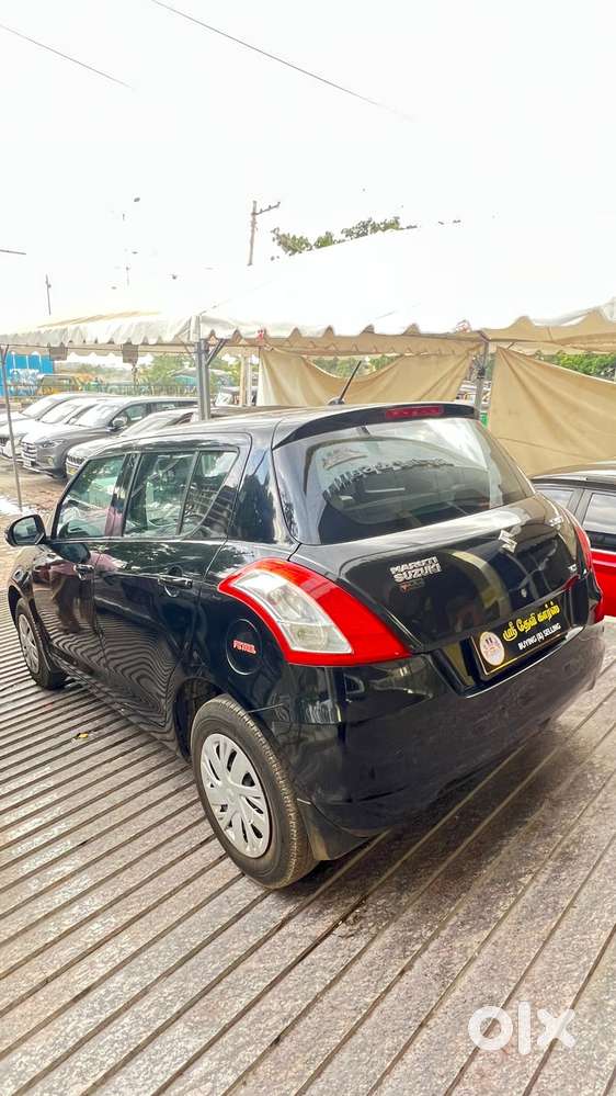 Maruti Suzuki Swift Zxi, 2012, Petrol